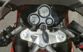 TRIUMPH DAYTONA T595 2002 TE502