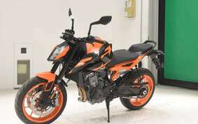 KTM 890 DUKE GP 2024