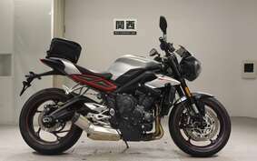 TRIUMPH STREET TRIPLE R 2018 DA434Z