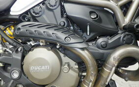 DUCATI M1200 S 2015