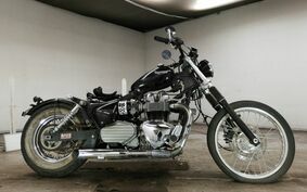 TRIUMPH BONNEVILLE AMERICA 2002 J901YL