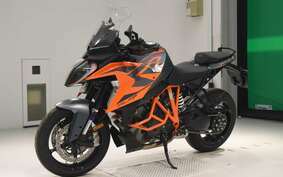 KTM 1290 SUPER DUKE GT 2023