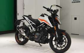 KTM 390 DUKE 2023