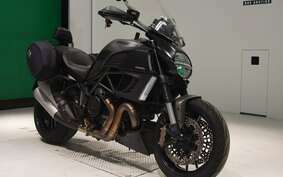 DUCATI DIAVEL STRADA 2014