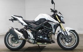 SUZUKI GSR750 2013 GR7NA