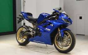 TRIUMPH DAYTONA 675 2010 MD1066