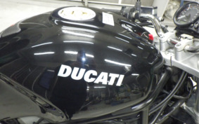 DUCATI MONSTER 400 IE 2006