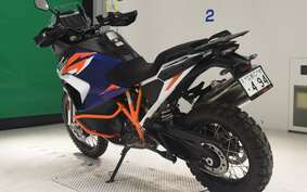 KTM 1290 SUPER ADVENTURE R 2024