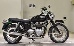 TRIUMPH BONNEVILLE 2004 J900TM