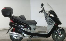 SYM RV180EFi LA18