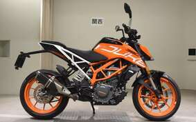 KTM 390 DUKE 2018 JPJ40