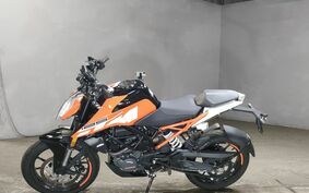 KTM 125 DUKE JPA40