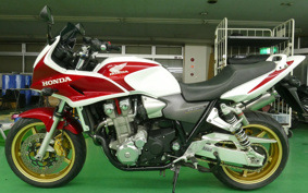 HONDA CB1300SB SUPER BOLDOR 2006 SC54