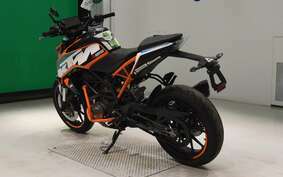 KTM 125 DUKE JPA40