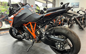 KTM 1290 SUPER DUKE GT 2023 V6940