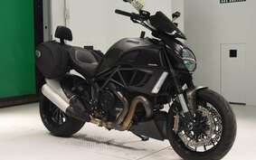 DUCATI DIAVEL STRADA 2014