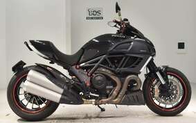 DUCATI DIAVEL 2013