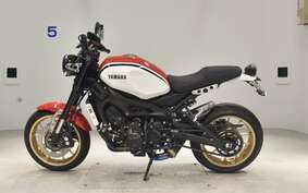 YAMAHA XSR900 RN56J