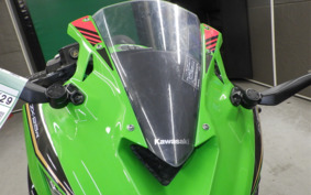 KAWASAKI ZX-25R ZX250E