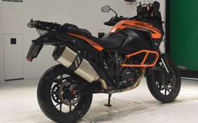 KTM 1290 SUPER ADVENTURE S 2021