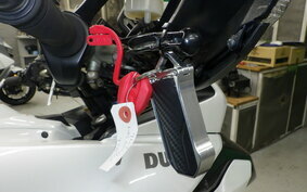 DUCATI MULTISTRADA 1200 S 2012