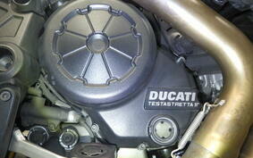 DUCATI DIAVEL STRADA 2013