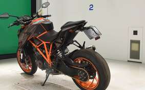 KTM 1290 SUPER DUKE R 2014 V3940