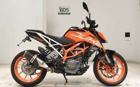 KTM 390 DUKE 2017 JPJ40