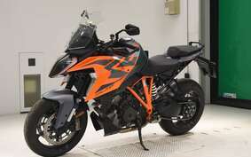 KTM 1290 SUPER DUKE GT 2023