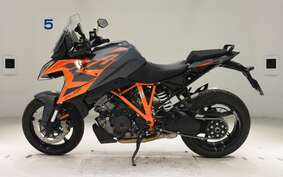 KTM 1290 SUPER DUKE GT 2024