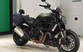 DUCATI DIAVEL STRADA 2013 G102J