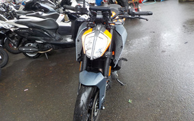 KTM 390 DUKE 2023 JPJ40