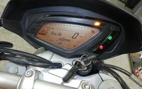 MV AGUSTA BRUTALE 675 2022