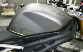 TRIUMPH SPEED TRIPLE RS 2021