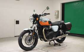 TRIUMPH BONNEVILLE T100 2023