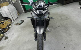 TRIUMPH STREET TRIPLE R 2023