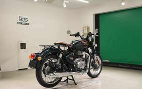 ROYAL ENFIELD CLASSIC 2023