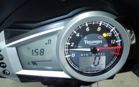 TRIUMPH STREET TRIPLE R 2009