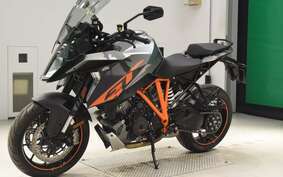 KTM 1290 SUPER DUKE GT 2018 V6940