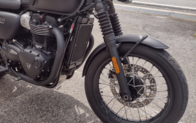 TRIUMPH BONNEVILLE T100 2017 DAD70G