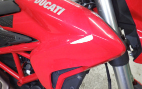 DUCATI HYPERMOTARD 820 2015