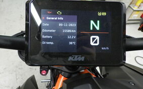 KTM 1290 SUPER DUKE R 2020 V3940