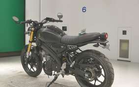 YAMAHA XSR155 RG63