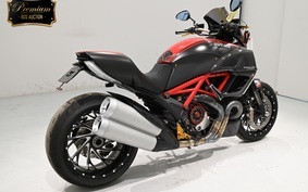 DUCATI DIAVEL Carbon 2013