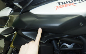 TRIUMPH TIGER 800 2012