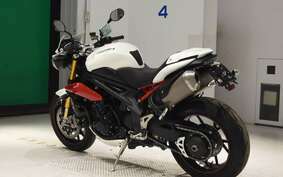 TRIUMPH SPEED TRIPLE R 2015