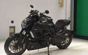 DUCATI DIAVEL Carbon 2011