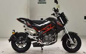 BENELLI TNT125