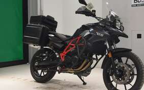 BMW F700GS