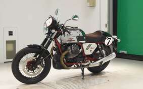 MOTO GUZZI V7 RACER 2014